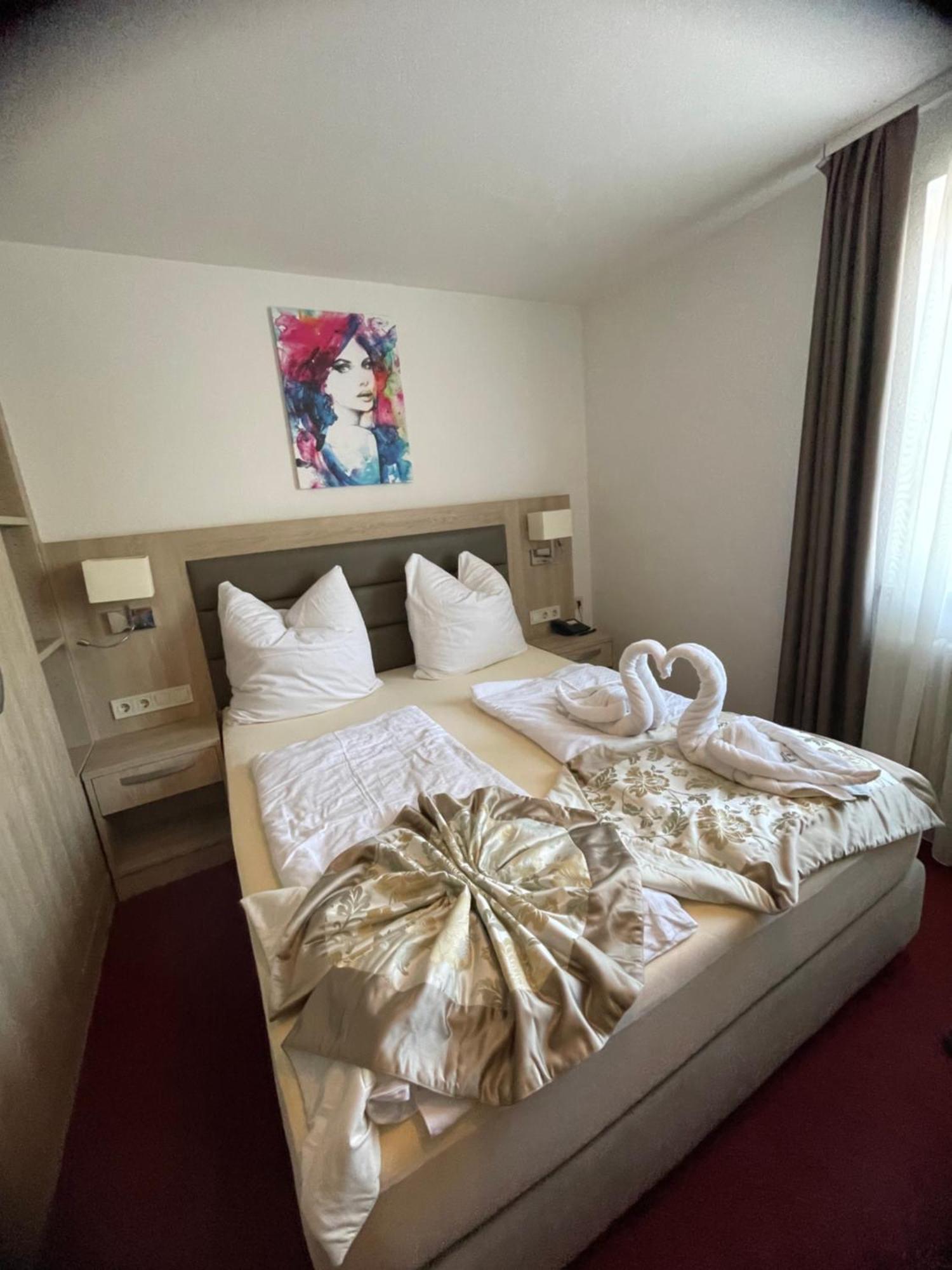 Hotel Sonne Weingarten  Eksteriør bilde