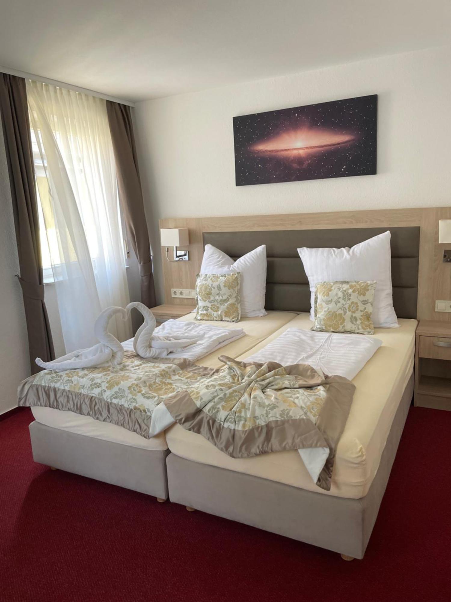 Hotel Sonne Weingarten  Eksteriør bilde