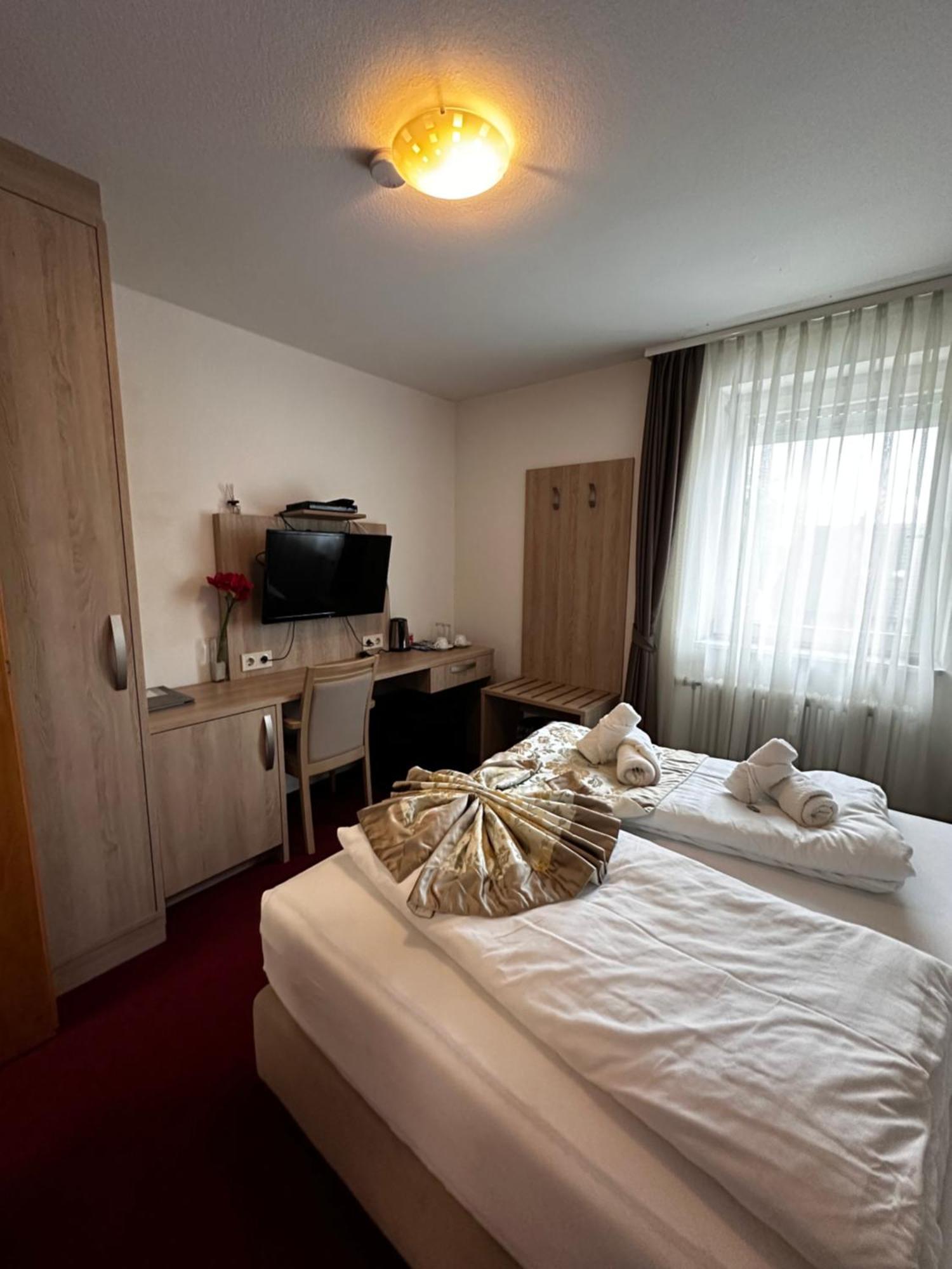 Hotel Sonne Weingarten  Eksteriør bilde