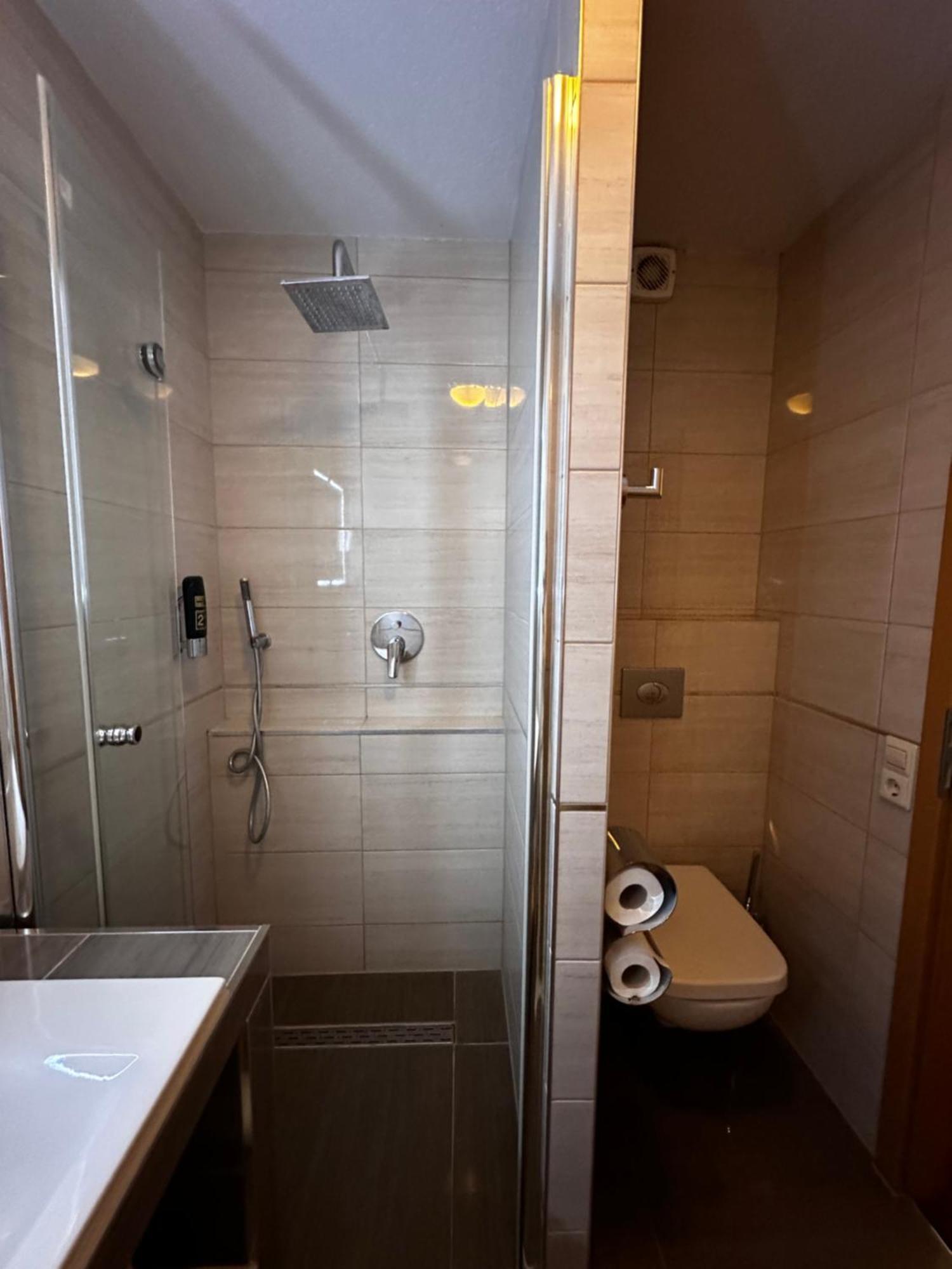 Hotel Sonne Weingarten  Eksteriør bilde